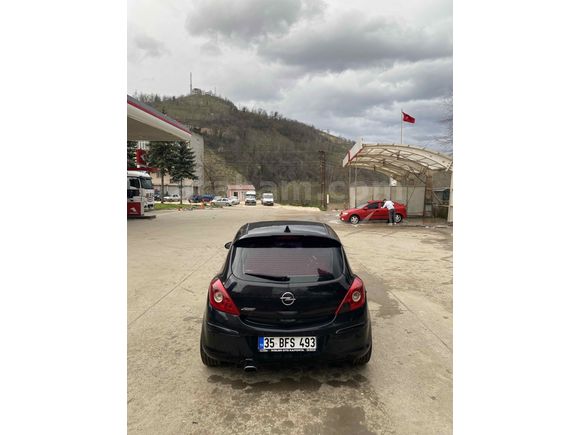OPEL CORSA TEMİZ BAKIMLI