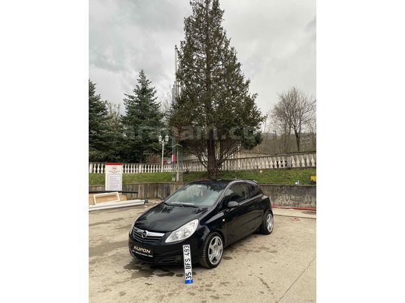 OPEL CORSA TEMİZ BAKIMLI