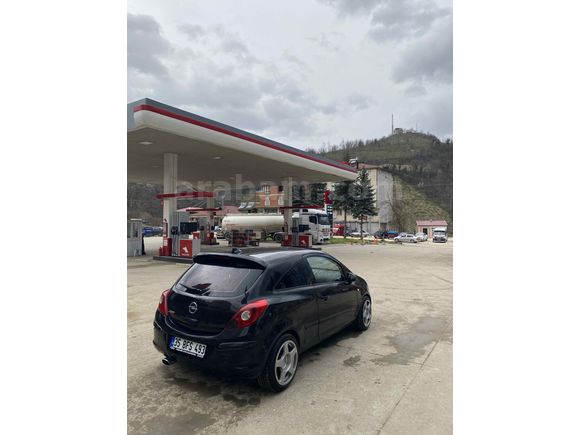 OPEL CORSA TEMİZ BAKIMLI