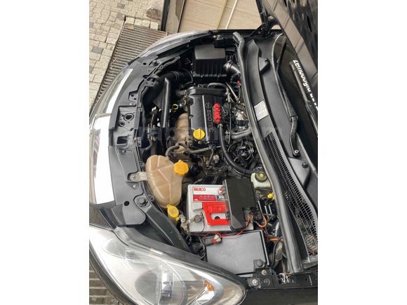 OPEL CORSA TEMİZ BAKIMLI