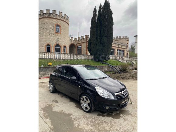 OPEL CORSA TEMİZ BAKIMLI