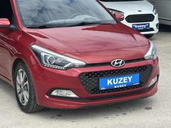 BOYASIZ 2017 HYUNDAİ İ.20 1.4CRDİ 90 STYLE CAM TAVANLI 105.000KM