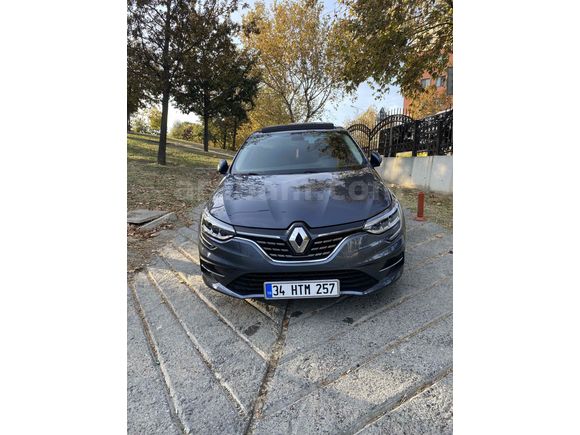 Renault Megane 1.3 TCE İCON CAM TAVANLI   