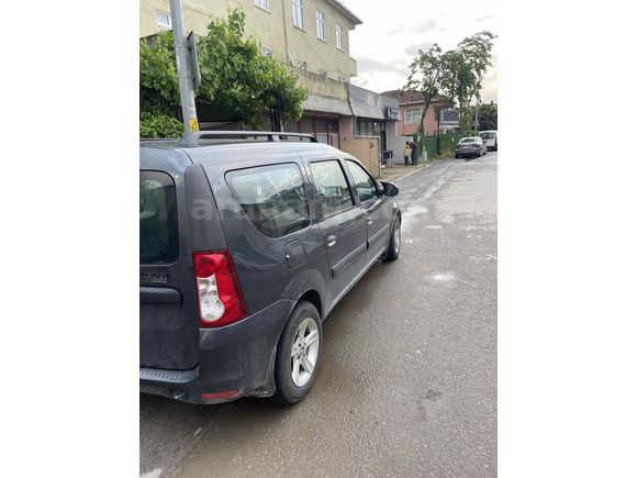 Sahibinden Dacia Logan 1.6 MCV Ambiance 2010 Model 