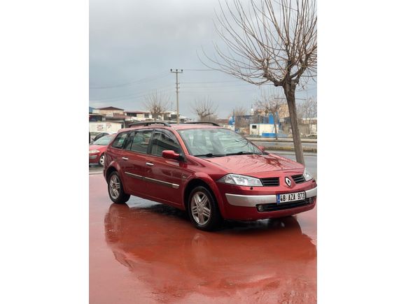 Sahibinden DEĞİŞENSİZ Renault Megane 1.6 Privilege 2005 Model