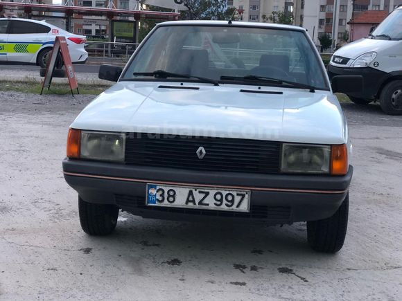 Sahibinden Renault R 9 1.4 Broadway GTE 1993 Model