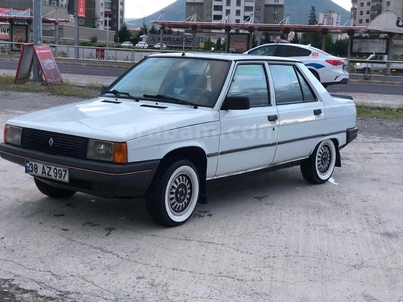Sahibinden Renault R 9 1.4 Broadway GTE 1993 Model
