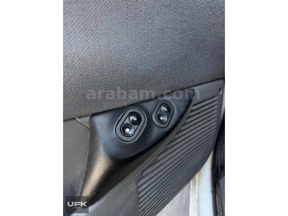 UFKCAR OPEL CORSA 1.4 KLİMALI FIRSAT