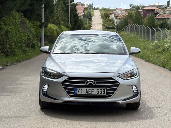 Sahibinden Hyundai Elantra 1.6 D-CVVT Style 2017 Model 
