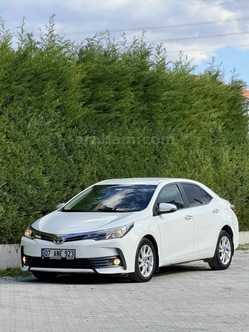 Sahibinden Toyota Corolla 1.4 D-4D Advance 2017 Model 143.000km Beyaz 1