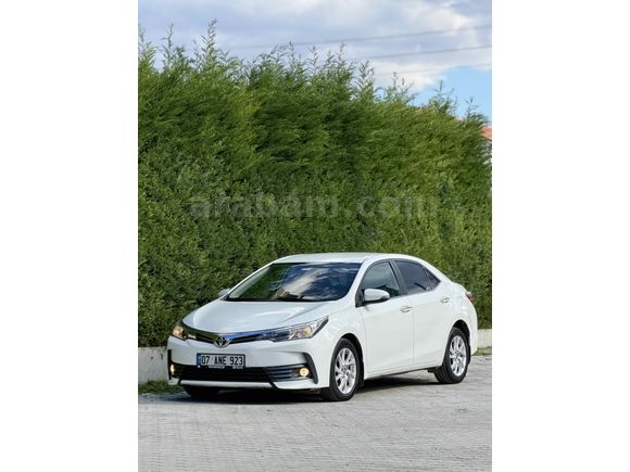 Sahibinden Toyota Corolla 1.4 D-4D Advance 2017 Model  140.000km Beyaz