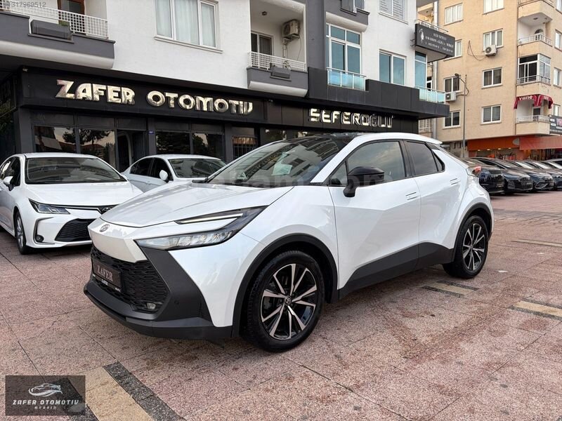 2024 MODEL TOYOTA C-HR HYBRID PASSION HATASIZ CAM TAVAN
