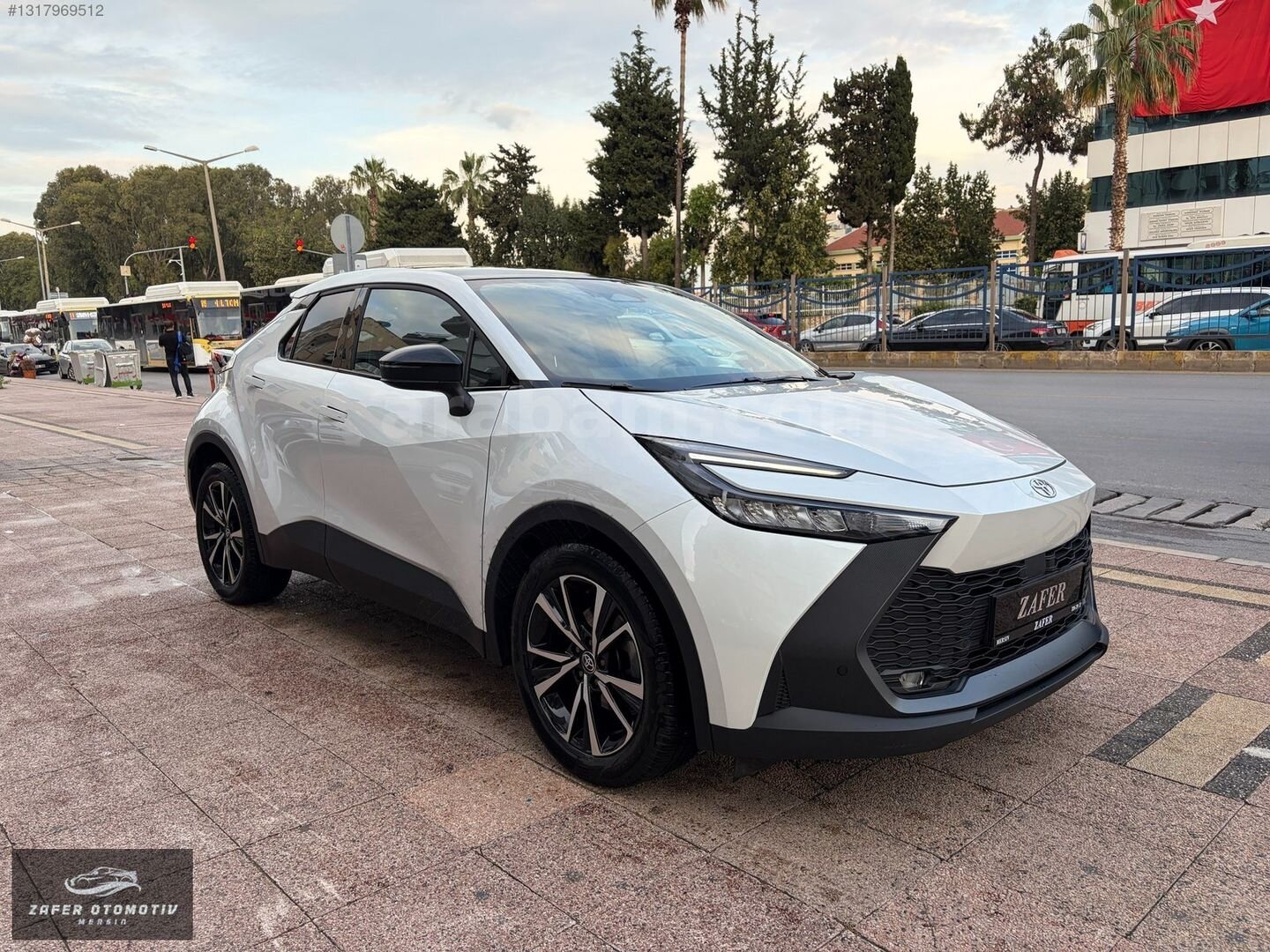 2024 MODEL TOYOTA C-HR HYBRID PASSION HATASIZ CAM TAVAN 2