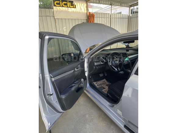 Sahibinden Honda Civic 1.6i DTEC Elegance 2018 Model 