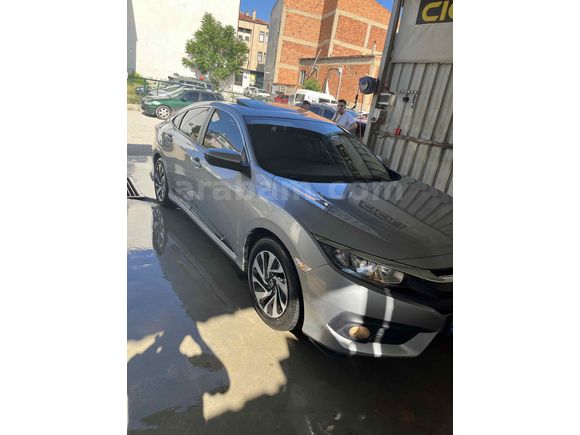 Sahibinden Honda Civic 1.6i DTEC Elegance 2018 Model 