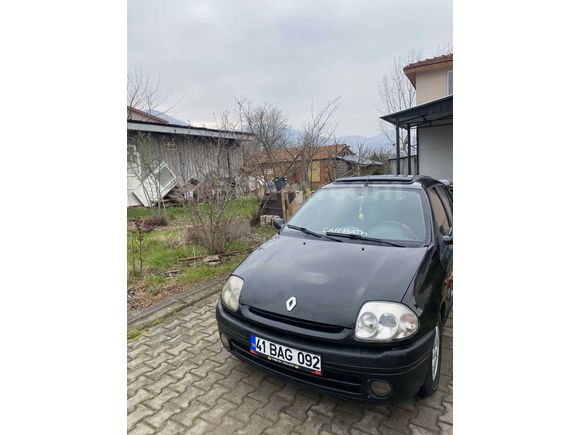 Sahibinden Renault Clio 1.4 RXT 2001 Model 