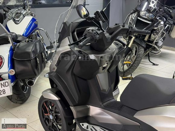 Auto Paris 2023 MP3 Exclusive Çantalı Tur Camlı Düşük Km