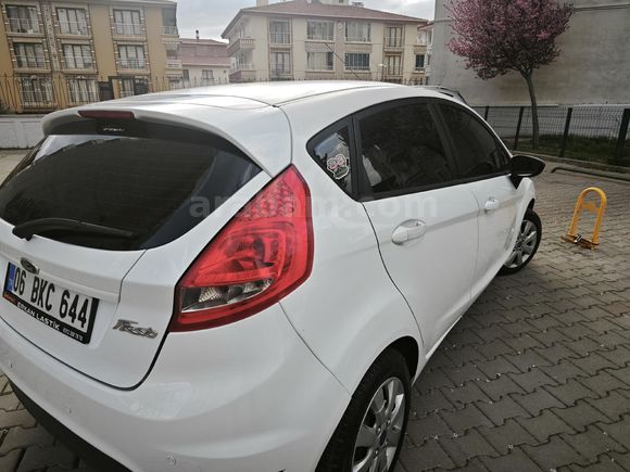 Sahibinden Ford Fiesta 1.4 Trend 2012 Model
