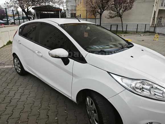 Sahibinden Ford Fiesta 1.4 Trend 2012 Model