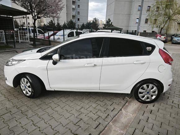 Sahibinden Ford Fiesta 1.4 Trend 2012 Model