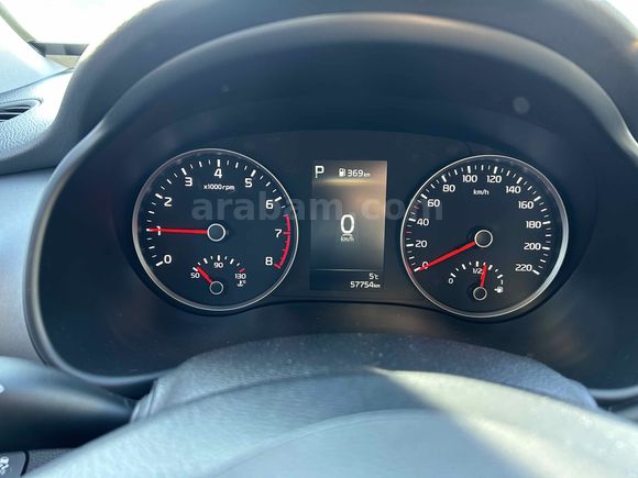 Sahibinden Kia Stonic 1.4 MPI Cool 2022 Model 