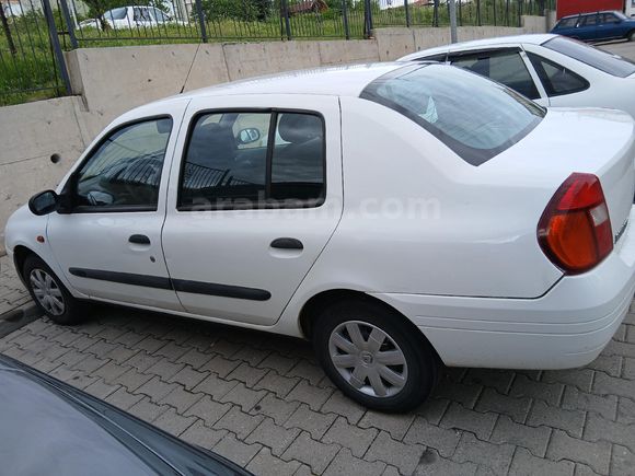 Sahibinden Renault Clio 1.4 RNA 2000 Model Kayseri