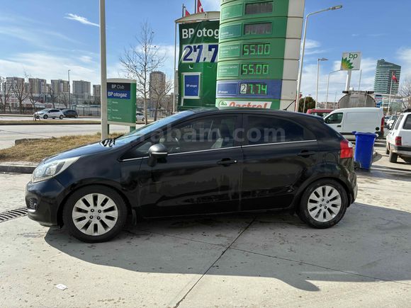 Sahibinden Kia Rio 1.25 CVVT Fancy 2012 Model 