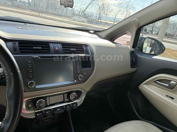 Sahibinden Kia Rio 1.25 CVVT Fancy 2012 Model 