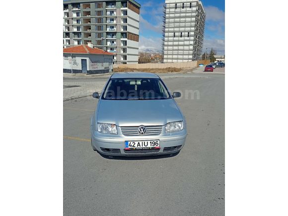 Sahibinden temiz bakımlı Volkswagen Bora 1.6 Comfortline 2000 Model