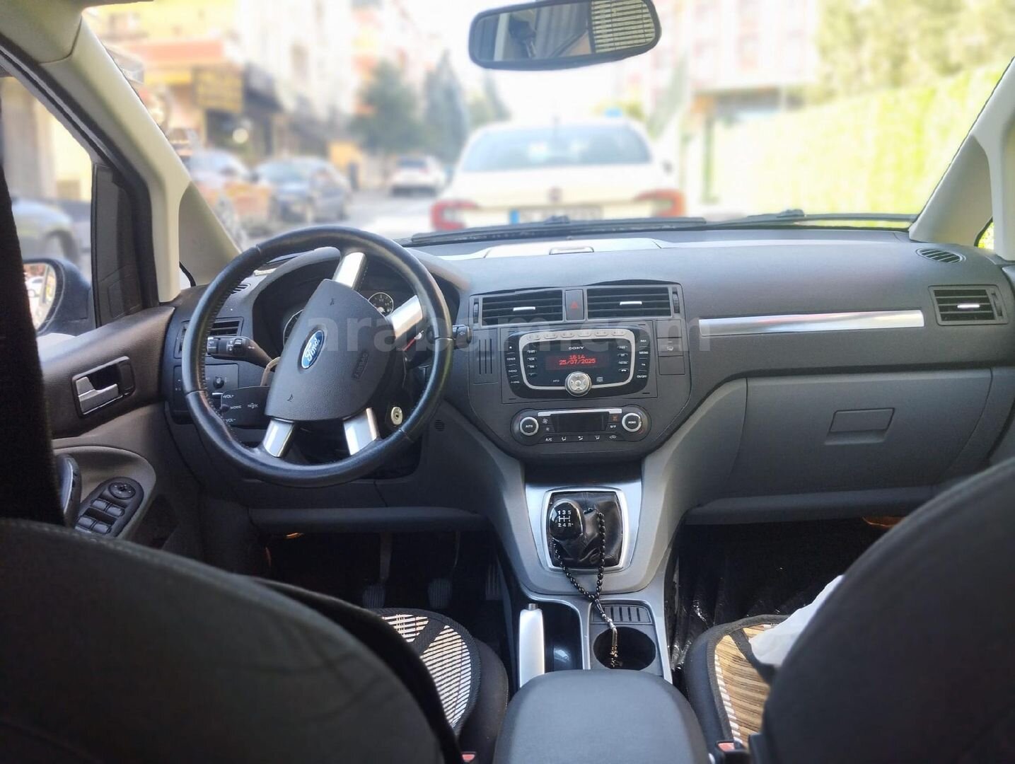 Sahibinden Ford C-Max 1.6 TDCi Titanium X 2008 Model Ankara 230.000 km Gri (titanyum) 4