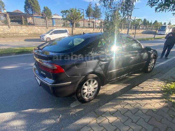 Sahibinden Renault Laguna 1.9 dCi Privilege 2005 Model 