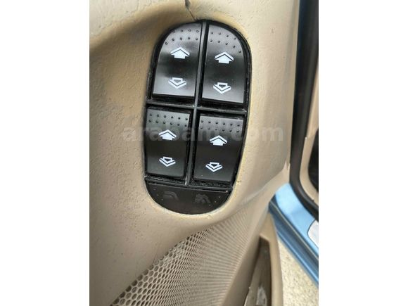 Sahibinden Ford Focus 1.6 Ghia 2000 Model 