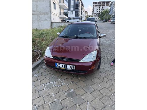 ACİL Sahibinden Ford Focus 1.6 Ghia 2000 Model 