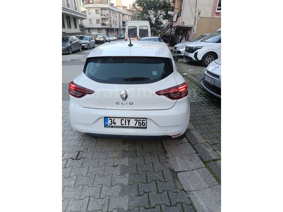 Sahibinden Renault Clio 1.0 TCe Touch 2021 Model İstanbul