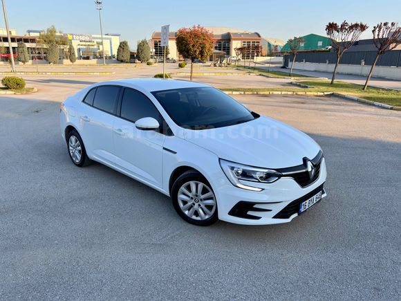 Renault Megane 1.3 TCe Joy 2022 Model