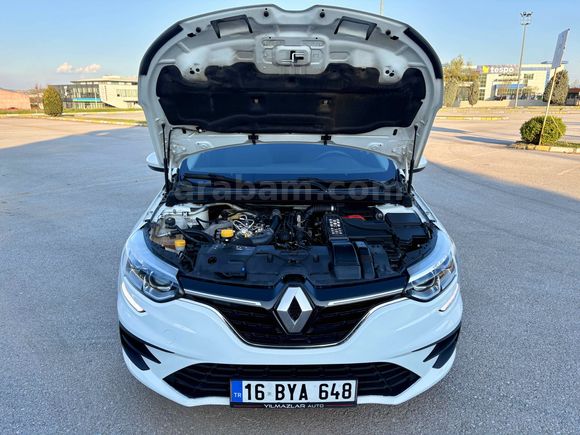 Renault Megane 1.3 TCe Joy 2022 Model