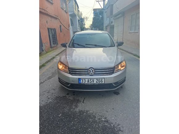 Sahibinden Volkswagen Passat 1.6 TDi BlueMotion Trendline 2011 Model  283.000 km Gri (Gümüş)