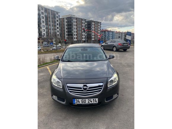 Insignia 2.0 T Cosmo 220hp 4×4 fleix şase