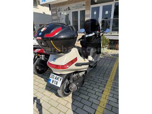 Sahibinden Piaggio X EVO 250 