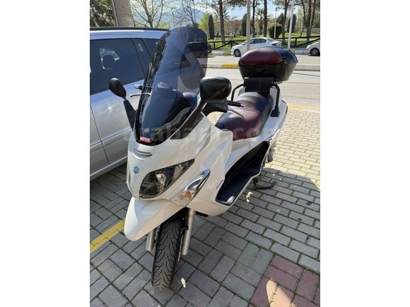 Sahibinden Piaggio X EVO 250 