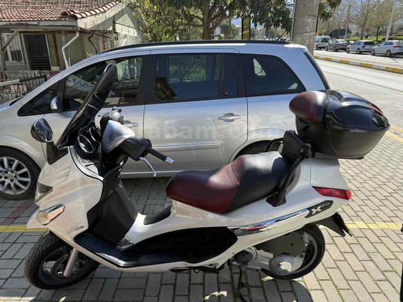 Sahibinden Piaggio X EVO 250 