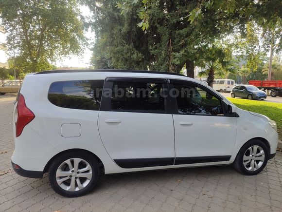 Sahibinden Dacia Lodgy 1.5 dCi Laureate 2013 Model