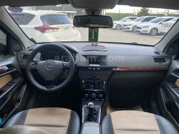 Sahibinden Opel Astra 1.3 CDTI Cosmo 2008 Model  hatasiz. Boyasız  