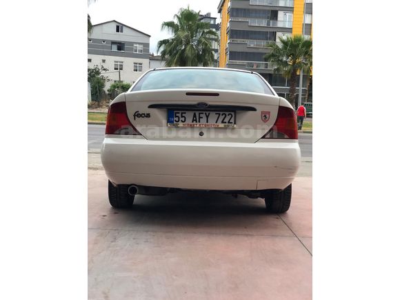 Galeriden Ford Focus 1.6 Ambiente 2000 Model Samsun