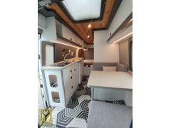 sıfır motor yapılı karavan mercedes