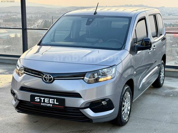 STEEL'DEN 15.000 KM OTOMATİK VİTES TEMİZ AİLE ARACI