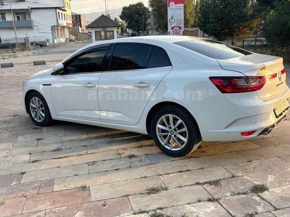 Megan 4 Büyük baş hayvan ile takas olur