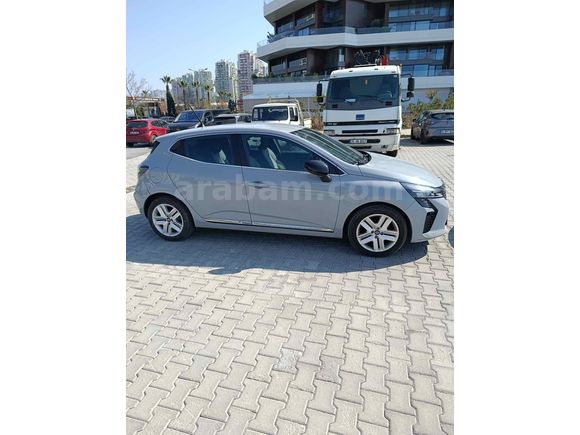 Sahibinden Renault Clio 1.0 TCe Evolution  2024 Ocak çıkışlı 