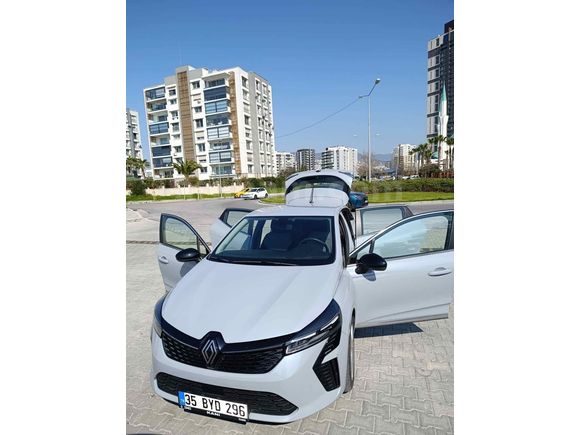 Sahibinden Renault Clio 1.0 TCe Evolution  2024 Ocak çıkışlı 