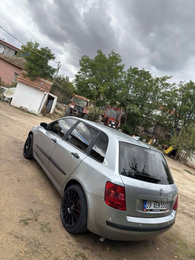 Sahibinden Fiat Stilo 1.4 Active 2006 Model Kırklareli 180.000 km Gri 7